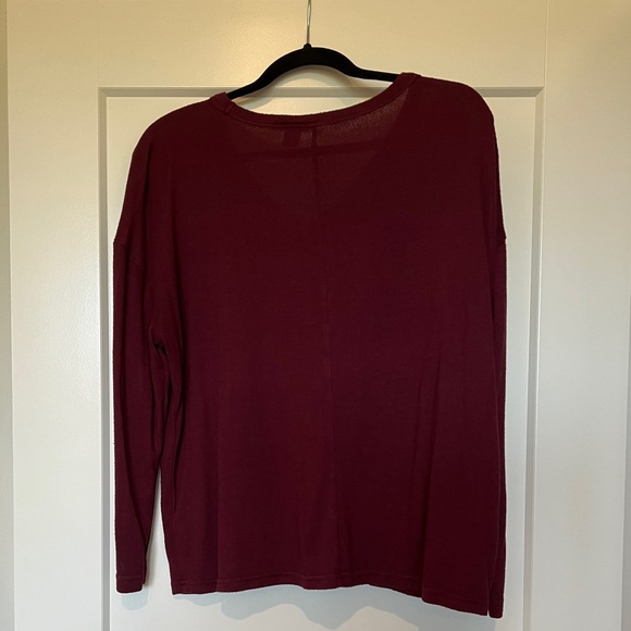 Old Navy lightweight sweater maroon size L - Picture 2 of 3